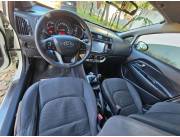 Vendo Kia Rio 2015