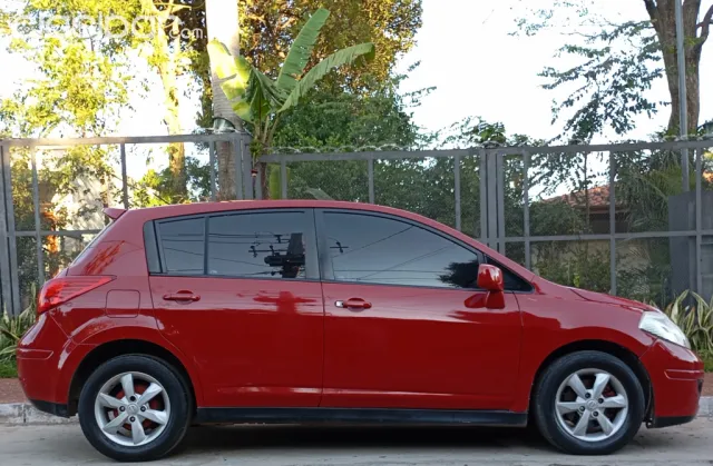 Nissan Versa 2009 — foto 4