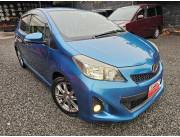 HERMOSO Y UNICO TOYOTA NEW VITZ RS 2011/12 TURQUESA MOTOR VVTI 1.5. MECANICO FULL EQUIPO