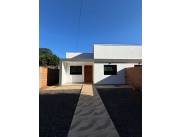 ALQUILO CASA EN LUQUE - LAURELTY Id: 26139