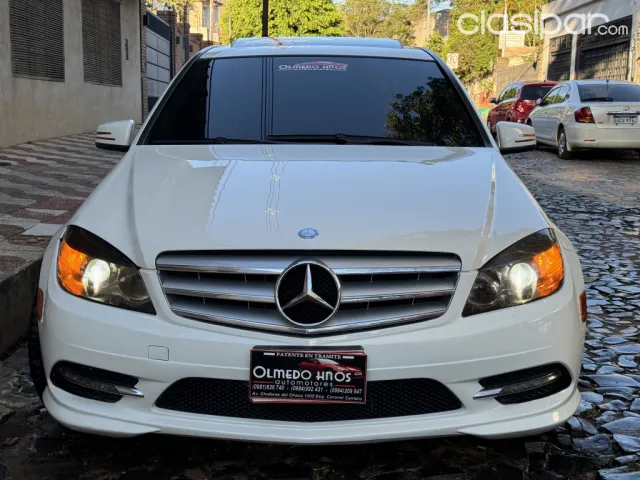 Mercedes-Benz C300 2011 — foto 3