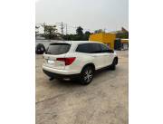 VENDO HONDA PILOT. MODELO 2016.