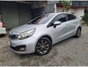 VENDO KIA RIO FULL AÑO 2012 MOTOR 1.6CC NAFTERO único dueño título cédula verde