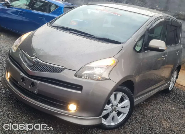 Toyota Ractis 2005 — foto 2