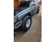 VENDO CAMIONETA TOYOTA HILUX SURF - AÑO 1999