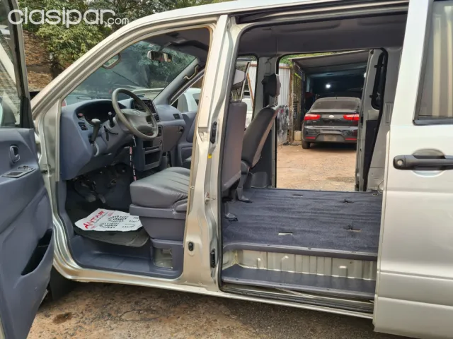 Toyota Noah 2001 — foto 6