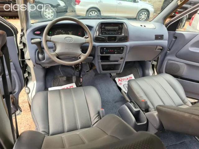 Toyota Noah 2001 - foto 7