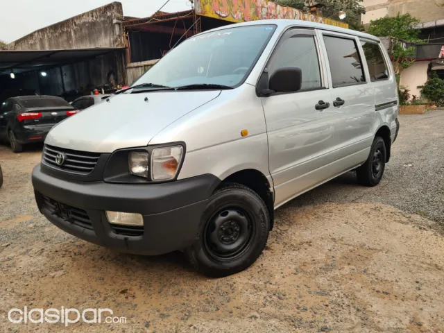 Toyota Noah 2001 — foto 3