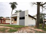 NUEVA!! CASA EN AREGUA A CUOTAS