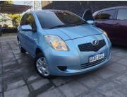 VENDO TOYOTA NEW VITZ CON CHAPA UNICO DUEÑO AÑO 2005 MOTOR 1.3cc 4x2 TR GUILLERMO WhatsA