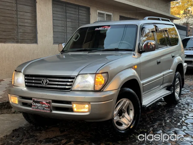 Toyota Land Cruiser 2001 - foto 2