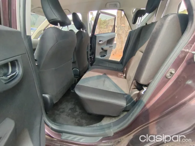 Toyota New Ractis 2011 — foto 8