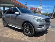 Vendo Mercedes-Benz ML 250 CDI 2015 Diésel color plata