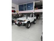 TOYOTA FJ70 año 1985