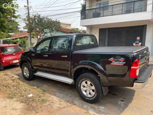 Toyota Hilux 2014 — foto 6