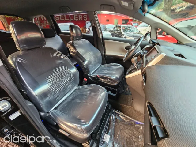 Toyota Wish 2009 — foto 6