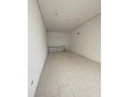 En alquiler local comercial en Villa Morra ID:24242