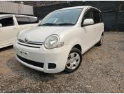 DISPONIBLE TOYOTA SIENTA RECIÉN IMPORT SIN USO EN PY 🇵🇾 AÑO 2007 MOTOR 1.5 NAFTERO