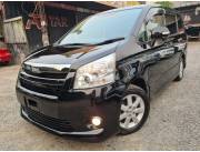 VENDO TOYOTA NEW NOAH COLOR NEGRO FULL EQUIPO REC.IMPORTADO AÑO 2008 MOTOR 2.0 CC