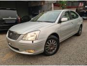 VENDO TOYOTA PREMIO  COLOR PLATEADO FULL  REC.IMPORTADO IMPECABLE SIN USO EN PY. AÑO 2003 