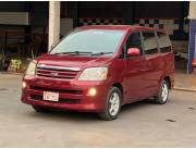 Toyota Noah 2004 IMPECABLE