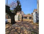 Alquilo Casa de 2 dormitorios en Asuncion barrio Los Laureles zona Colegio Tecnico Naciona