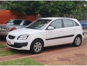 Vendo o financio Kia Rio Hatchback del representante! Año 2010 Impecable! Unica dueña!