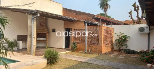 Casas - *VENDO HERMOSA CASA EN FERNANDO DE LA MORA ZONA SUR* - USD 115000