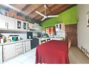 Chalet - Venta - Paraguay Central Luque