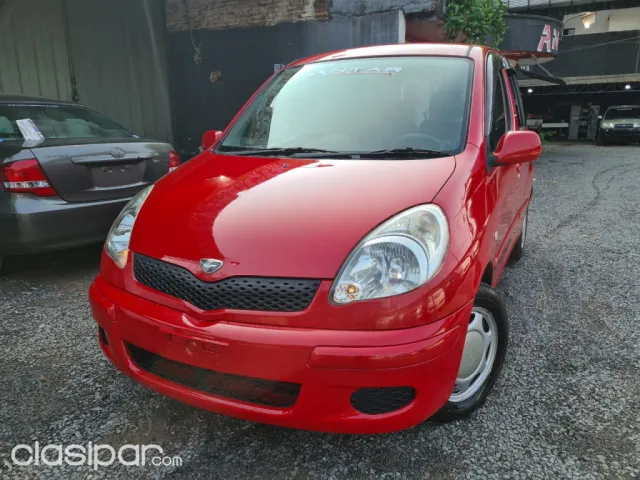 Toyota Funcargo 2004 — foto 2