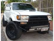 IMPONENTE TOYOTA HILUX SURF AÑO 99 MOTOR 1KZ AUTOM 4X4 AIRE FULL INTERIOR NEGRO LLANTAS DE