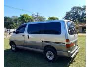 EN VENTA TOYOTA GRANVIA FULL EQUIPO AÑO 1996. MOTOR 3.0CC