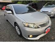 HERMOSO Y UNICO TOYOTA NEW ALLION CON CHAPA MERCO A GRIS PLATA AÑO 2010/11 MOTOR 1.8. AUT.