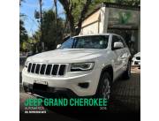 Jeep Grand Cherokee LAREDO Año 2015