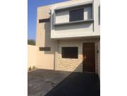 ALQUILO O VENDO DUPLEX EN LUQUE ZNA CIT COD 4713