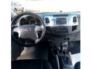 Vendo toyota hilux 2012