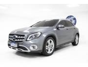 MERCEDES BENZ GLA 200 año 2020