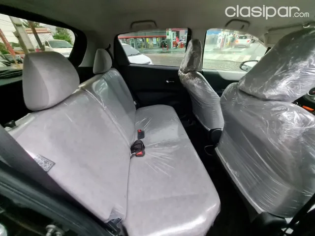 Toyota Vitz 2012 - foto 2