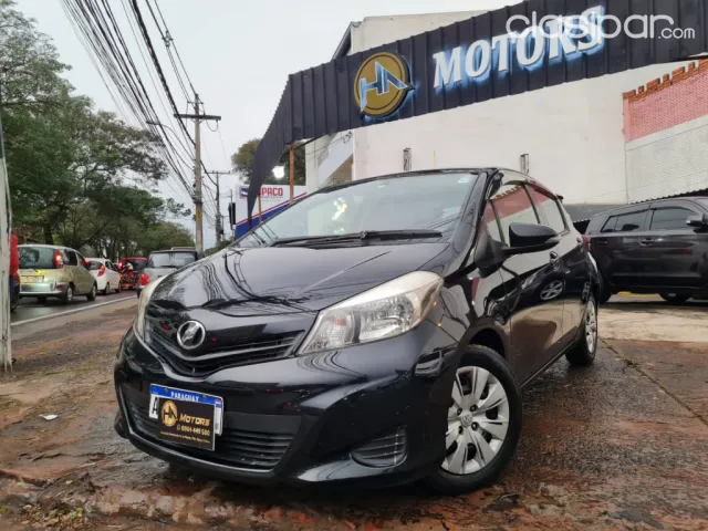 Toyota Vitz 2012 — foto 4