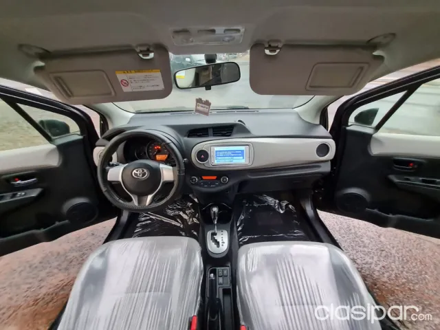 Toyota Vitz 2012 — foto 6