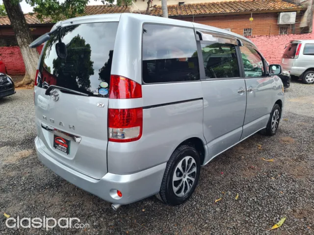 Toyota Noah 2005 — foto 6