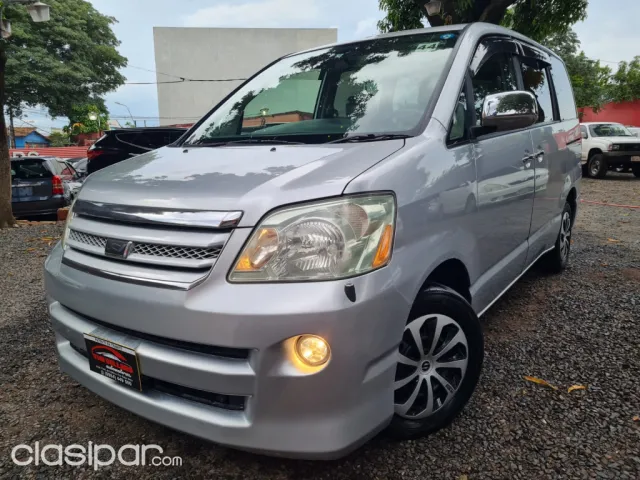 Toyota Noah 2005 — foto 7