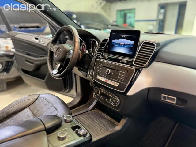 Mercedes-Benz Gle250D Año 2018 — foto 4