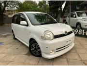 VENDO TOYOTA SIENTA IMPECABLE REC.IMPORTADO SIN USO EN PY AÑO 2004 FULL MOTOR 1.5CC