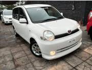 VENDO TOYOTA SIENTA IMPECABLE REC.IMPORTADO SIN USO EN PY AÑO 2004 FULL MOTOR 1.5CC