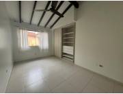 ALQUILO CASA EN ASUNCION BARRIO LOS LAURELES COD 4719