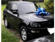 Camioneta Rav 4 corta 1998. Todo a nuevo! Un clasico que aguanta todo. Remate!