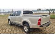 VENDO TOYOTA HILUX 4X4 AÑO 2014 IMPECABLE!!