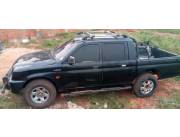 Vendo Mitsubishi L200 doble cabina 4x4 Año 98