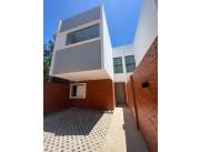 EN ALQUILER DUPLEX EN LUQUE CENTRO ID 27429